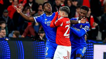 Vini Junior comemorou e acusou atleta do Benfica de racismo Vini Junior comemorou e acusou atleta do Benfica de racismo