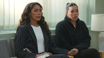 9-1-1 LONE STAR: L-R: Gina Torres and Brianna Baker in the "Naked Truth" episode of 9-1-1 LONE STAR airing Monday, Nov 4 (8:00-9:02 PM ET/PT) on FOX. © 2024 Fox Media LLC