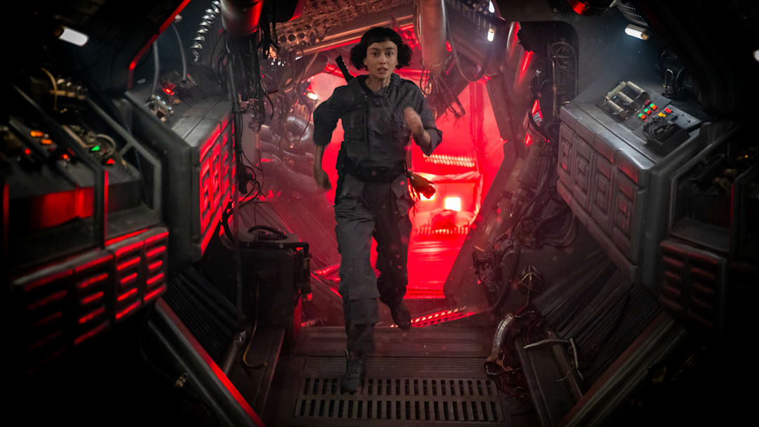 FX's Alien: Earth -- "Metamorphosi" -- Season 1, Episode 3 -- Pictured: Sydney Chandler as Wendy FX's Alien: Earth -- "Metamorphosi" -- Season 1, Episode 3 -- Pictured: Sydney Chandler as Wendy