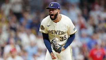 Los Yankees adquirieron a Devin Williams y enviaron a Néstor Cortés a Milwaukee 