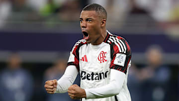 Nicolas de la Cruz sente dores fortes no joelho