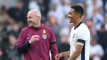 Republic of Ireland v England - UEFA Nations League 2024/25 League B Group B2