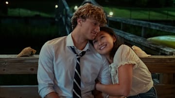 Belly (Lola Tung) and Jeremiah (Gavin Casalegno) in THE SUMMER I TURNED PRETTY 
