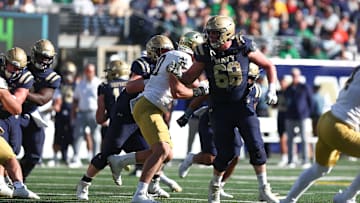 Notre Dame v Navy