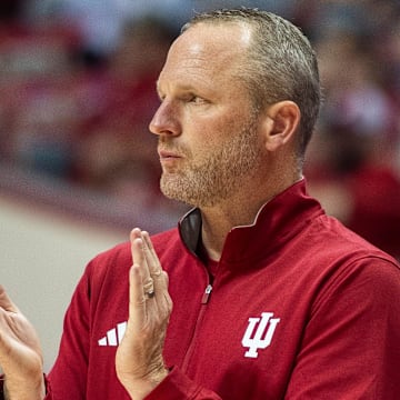 Indiana coach Darian DeVries claps Nov. 5, 2025, against Alabama A&M at Simon Skjodt Assembly Hall.