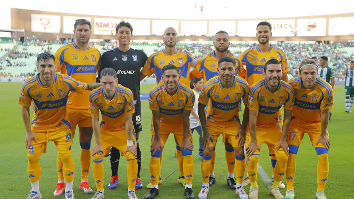 Santos Laguna v Tigres UANL - Torneo Apertura 2024 Liga MX