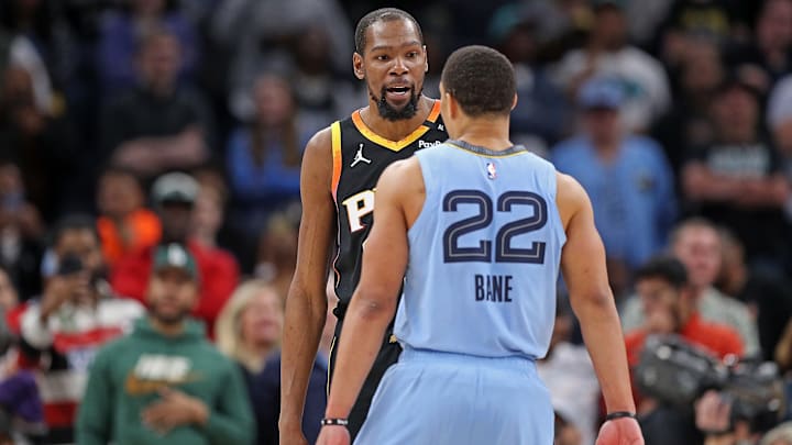 Phoenix Suns v Memphis Grizzlies