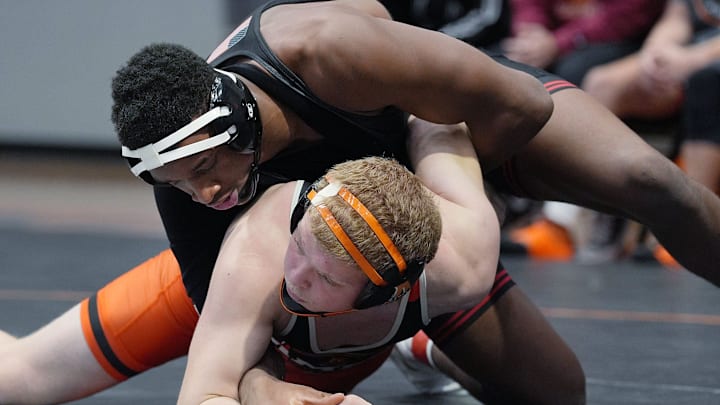 Dreshaun Ross of Fort Dodge will be going after a third state title as a junior Saturday night. Dreshaun Ross of Fort Dodge will be going after a third state title as a junior Saturday night.