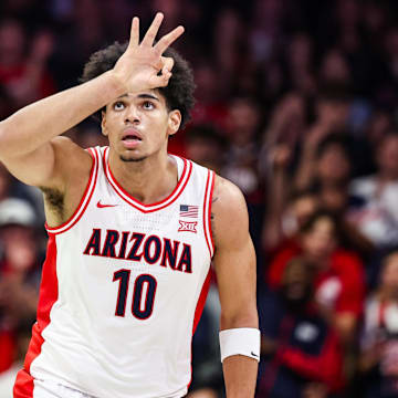 Koa Peat and Arizona are favored against UCLA on Friday.