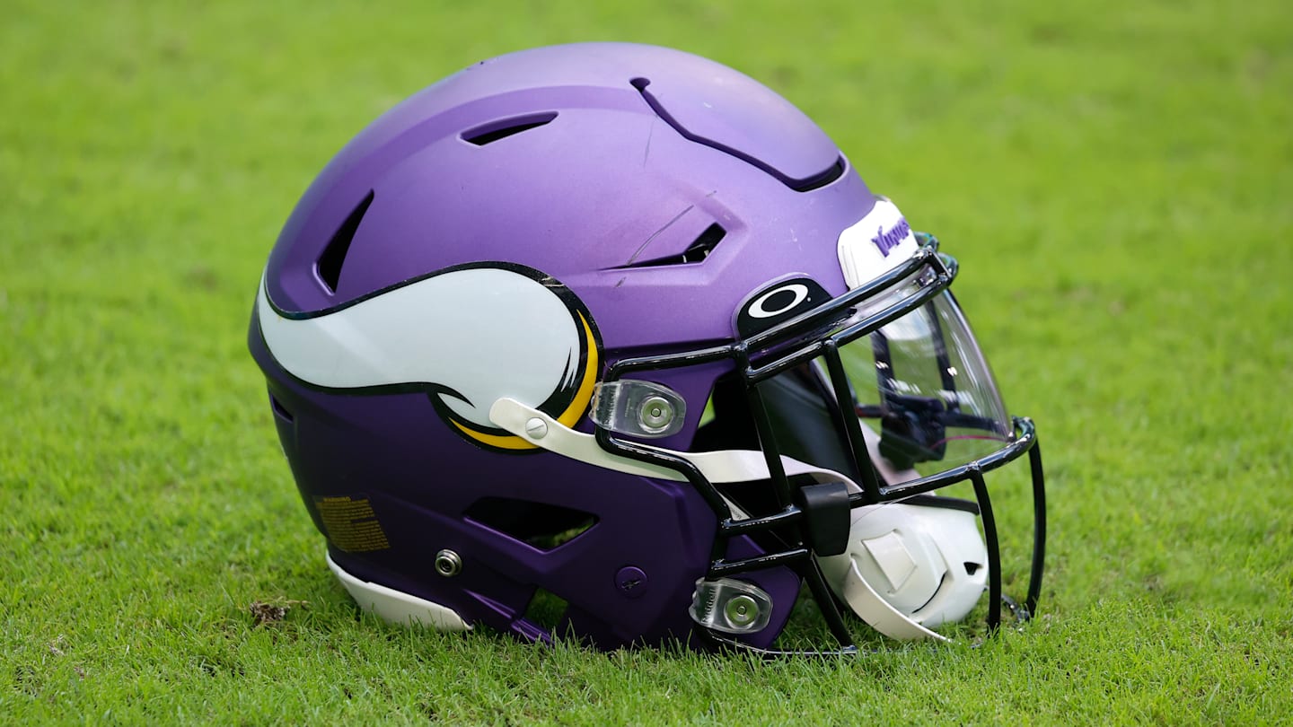 前 NFL 球员分享疯狂的维京人交易想法，这种想法毫无意义