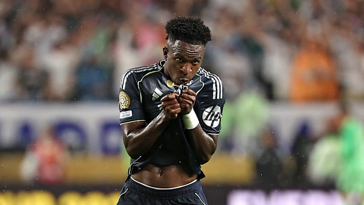Vinicius Junior soll ein Königlicher bleiben Vinicius Junior soll ein Königlicher bleiben