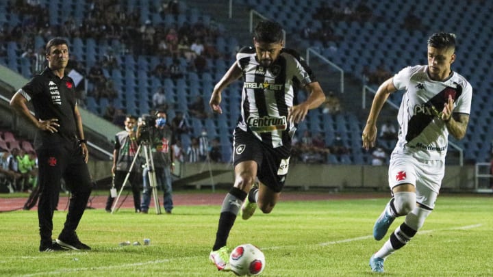 Vasco x Botafogo: Confira onde assistir jogo do Vasco e Botafogo ao vivo  com imagens; confira horário e escalação