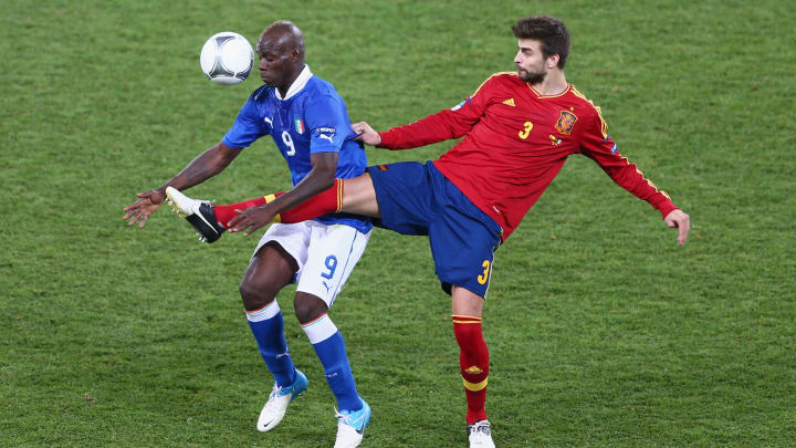 Mario Balotelli, Gerard Pique