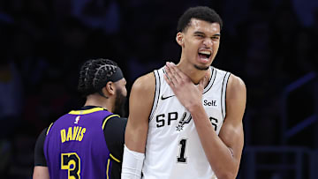 San Antonio Spurs v Los Angeles Lakers