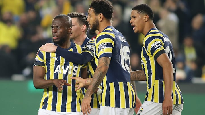Fenerbahce v Sevilla FC: Round of 16 Leg Two - UEFA Europa League