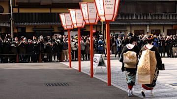Geiko And Maiko Celebrate New Year