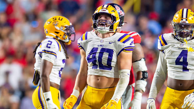 College football rankings: AP top 25 teams moving up, down in Week 2