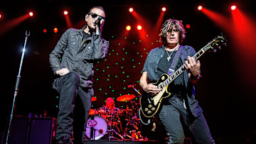 Stone Temple Pilots Perform At The Paramount Theatre