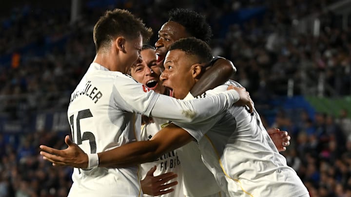 Real Madrid enfrenta o Barcelona pela LaLiga 2025/26 Real Madrid enfrenta o Barcelona pela LaLiga 2025/26