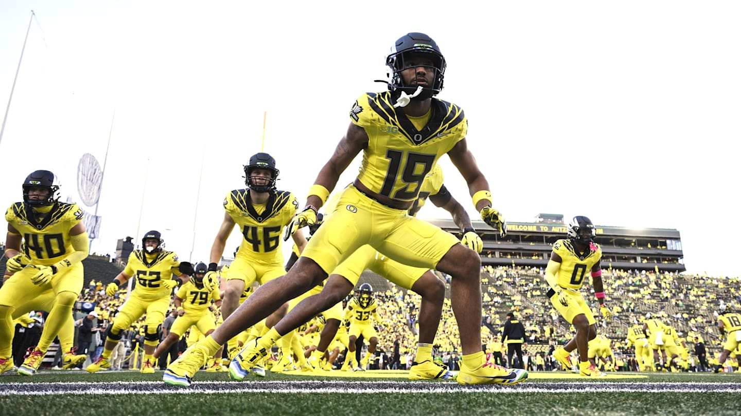 Oregon Ducks Tyler Turner Enters Transfer Portal Before College Football Playoff