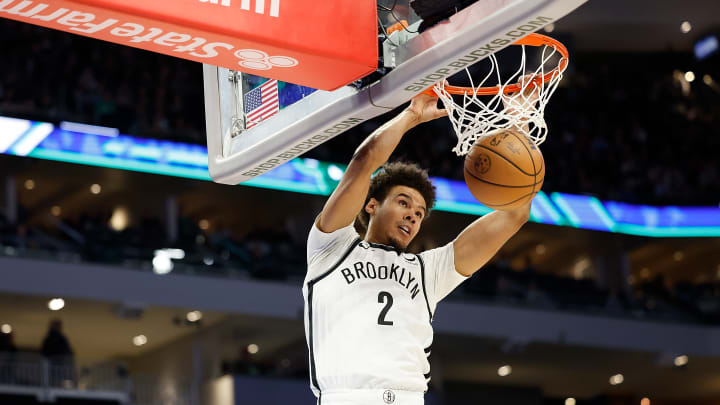 El interno de los Brooklyn Nets pudiera ser cambiado a los Lakers