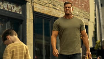 Alan Ritchson (Jack Reacher) in Reacher season 3 - Amazon Prime Video