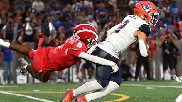 No. 1 Mater Dei rolled to a 31-15 win over No. 2 Bishop Gorman on Friday, Sept. 6, 2024.