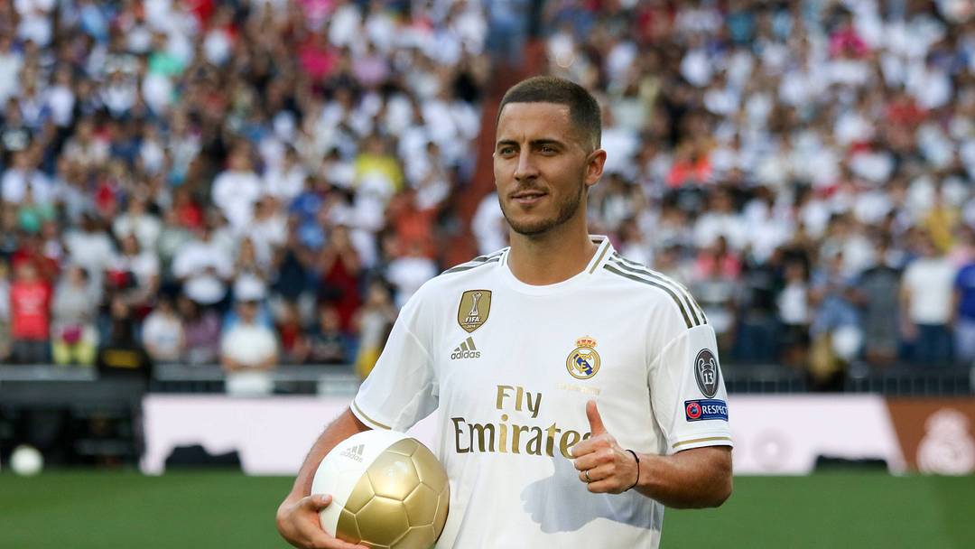 Eden Hazard, al ser presentado en el Real Madrid