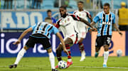 Gerson foi pivô de lance polêmico em Grêmio x Flamengo
