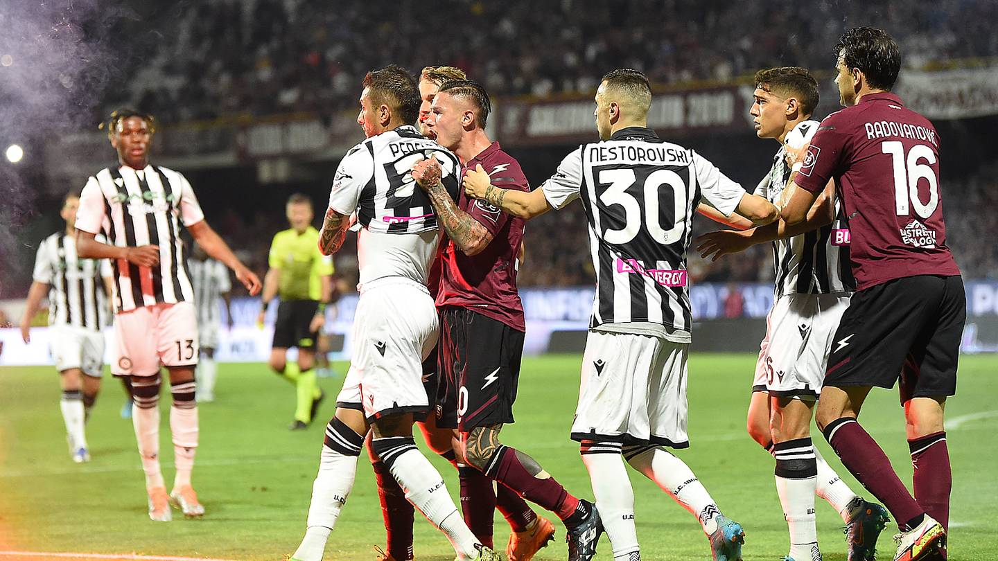 Si Chiude La Serie A La Salernitana Si Salva Nonostante Il Ko 
