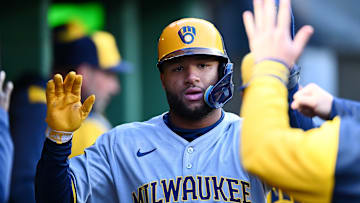 Milwaukee Brewers v Pittsburgh Pirates