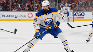 Buffalo Sabres v Edmonton Oilers