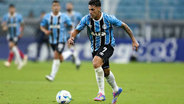 Atacante é muito contestado pela torcida