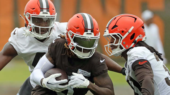 Cleveland Browns wide receiver Jerry Jeudy (3) turns up the field for yards against linebacker Devin Bush (30) during an NFL practice at the Cleveland Browns training facility on Wednesday, May 28, 2025, in Berea, Ohio.