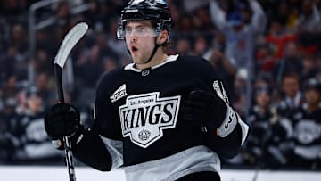 Chicago Blackhawks v Los Angeles Kings