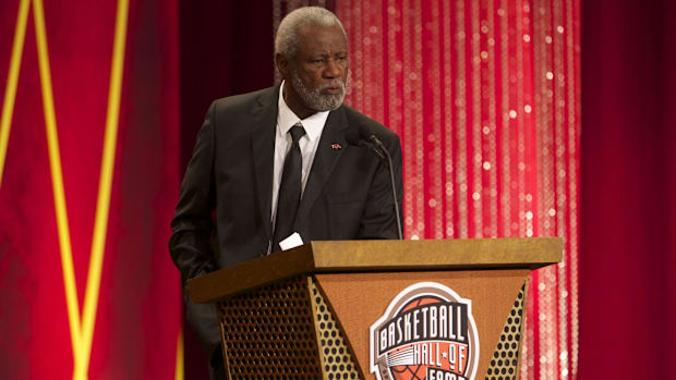Arkansas Razorbacks hall of fame coach Nolan Richardson
