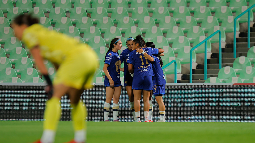 Santos Laguna v Pumas UNAM - Torneo Apertura 2025 Liga MX Femenil
