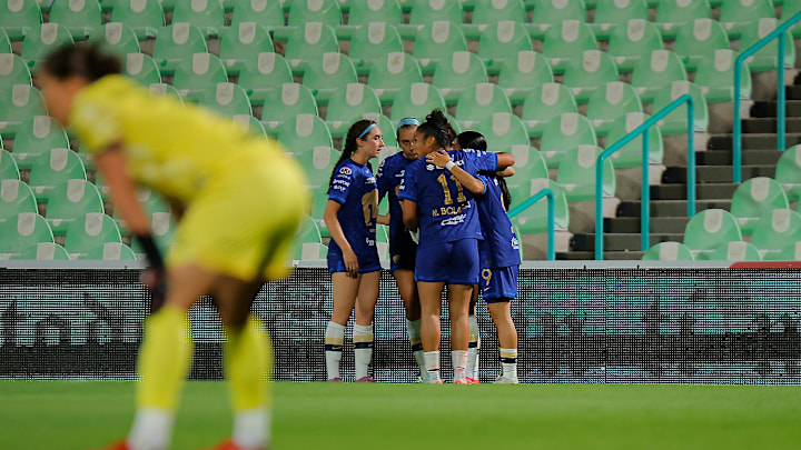 Santos Laguna v Pumas UNAM - Torneo Apertura 2025 Liga MX Femenil