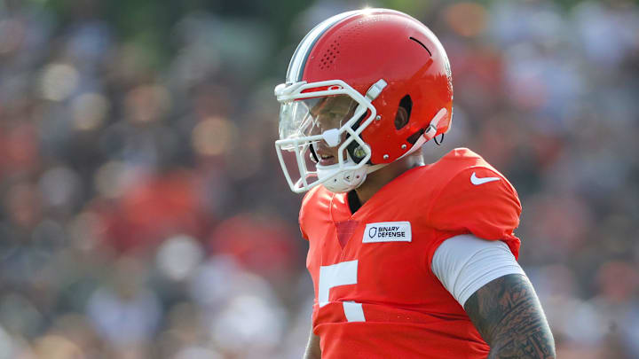 Cleveland Browns quarterback Dillon Gabriel (5) watches the other quarterbacks during NFL training camp at CrossCountry Mortgage Campus, Wednesday, July 30, 2025, in Berea, Ohio. Cleveland Browns quarterback Dillon Gabriel (5) watches the other quarterbacks during NFL training camp at CrossCountry Mortgage Campus, Wednesday, July 30, 2025, in Berea, Ohio.
