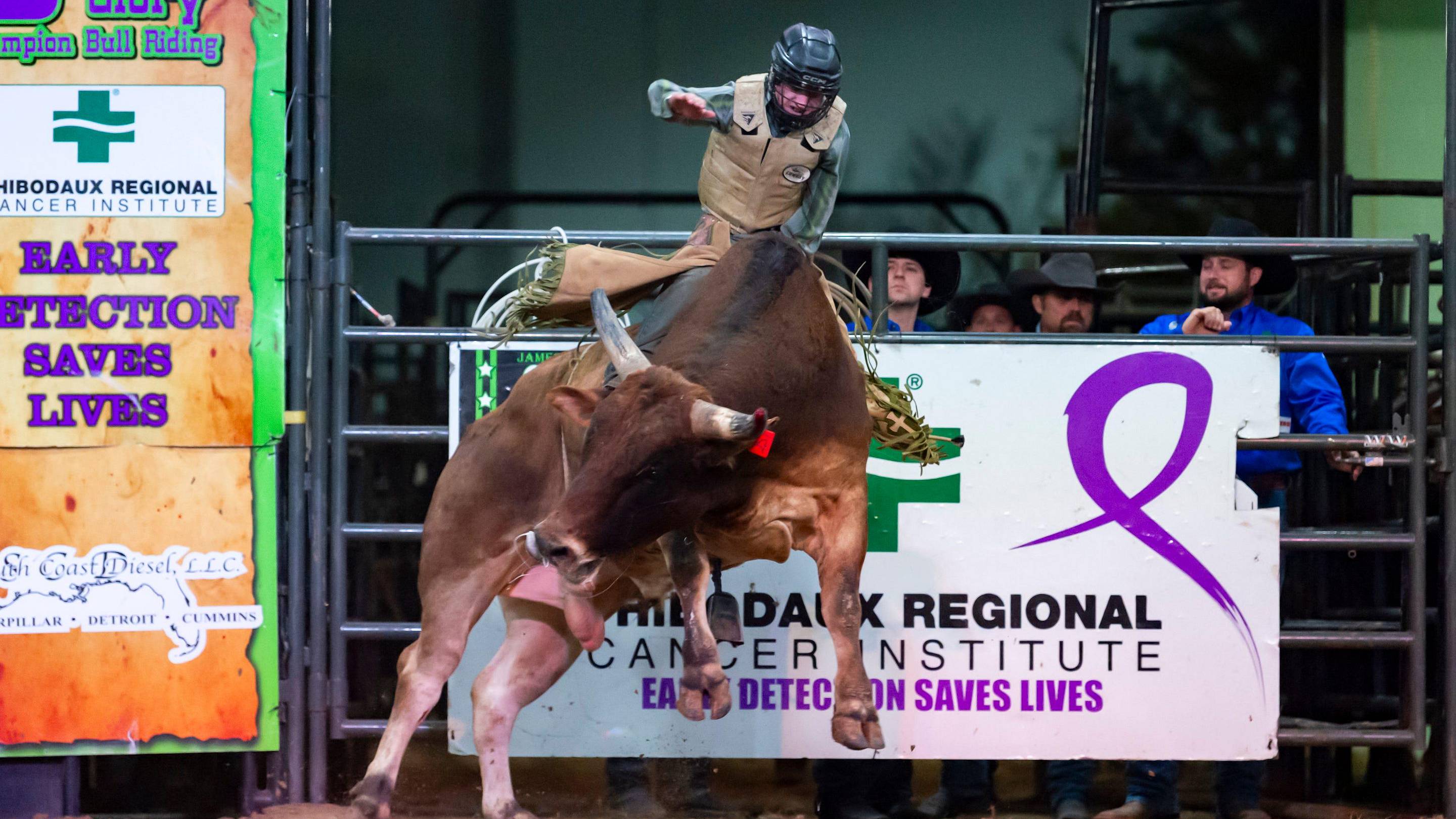 Bull Riding Rookie Sensation Noah Lee Charging Toward NFR and World Title Contention