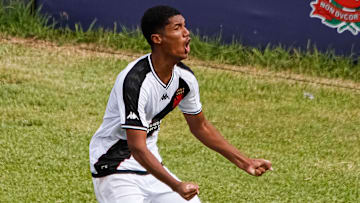 O Vasco não venceu na fase de grupos, mas avançou ao mata-mata da Copinha.