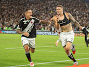 Vegetti marcou o gol da virada do Vasco