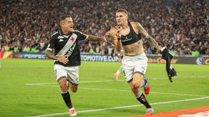 Vegetti marcou o gol da virada do Vasco Vegetti marcou o gol da virada do Vasco