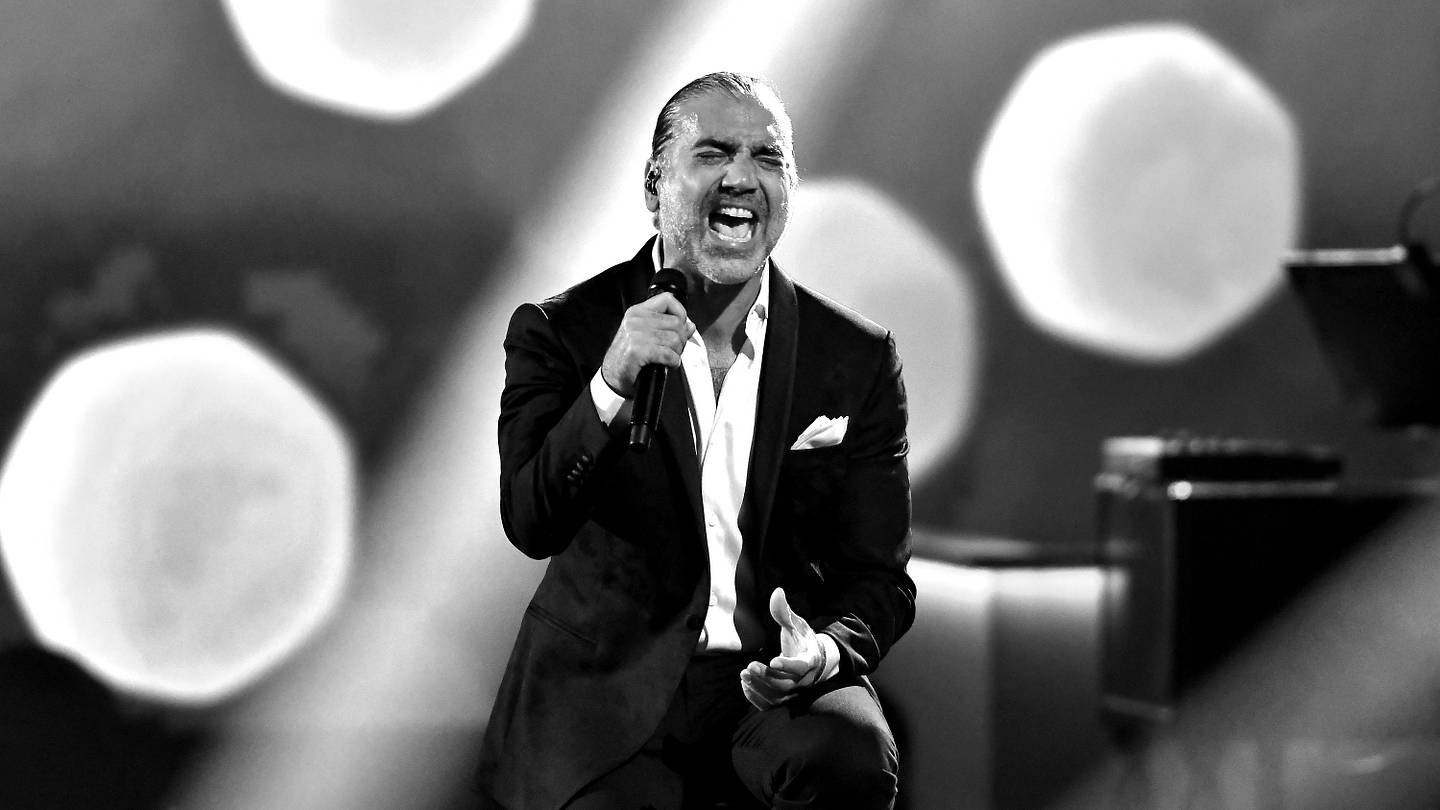Alejandro Fernández, Salma Hayek y J Balvin encabezan la ape