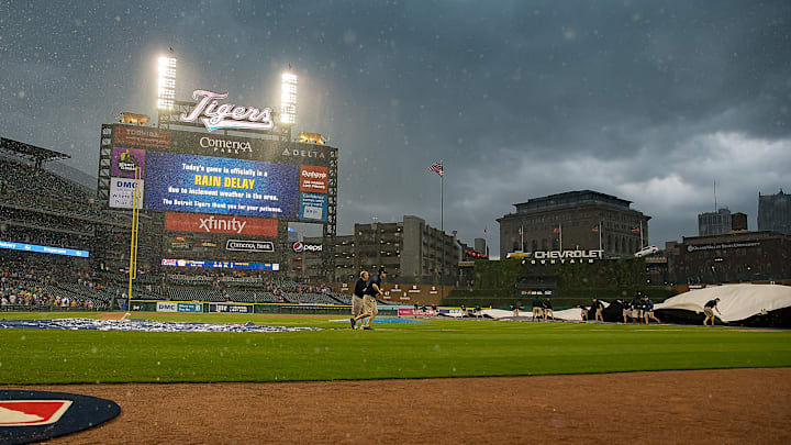 Toronto Blue Jays v Detroit Tigers