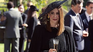 ALL’S FAIR - “Letting Go” - Dina struggles to say goodbye. Carr and Liberty’s feud spills beyond the office. SARAH PAULSON