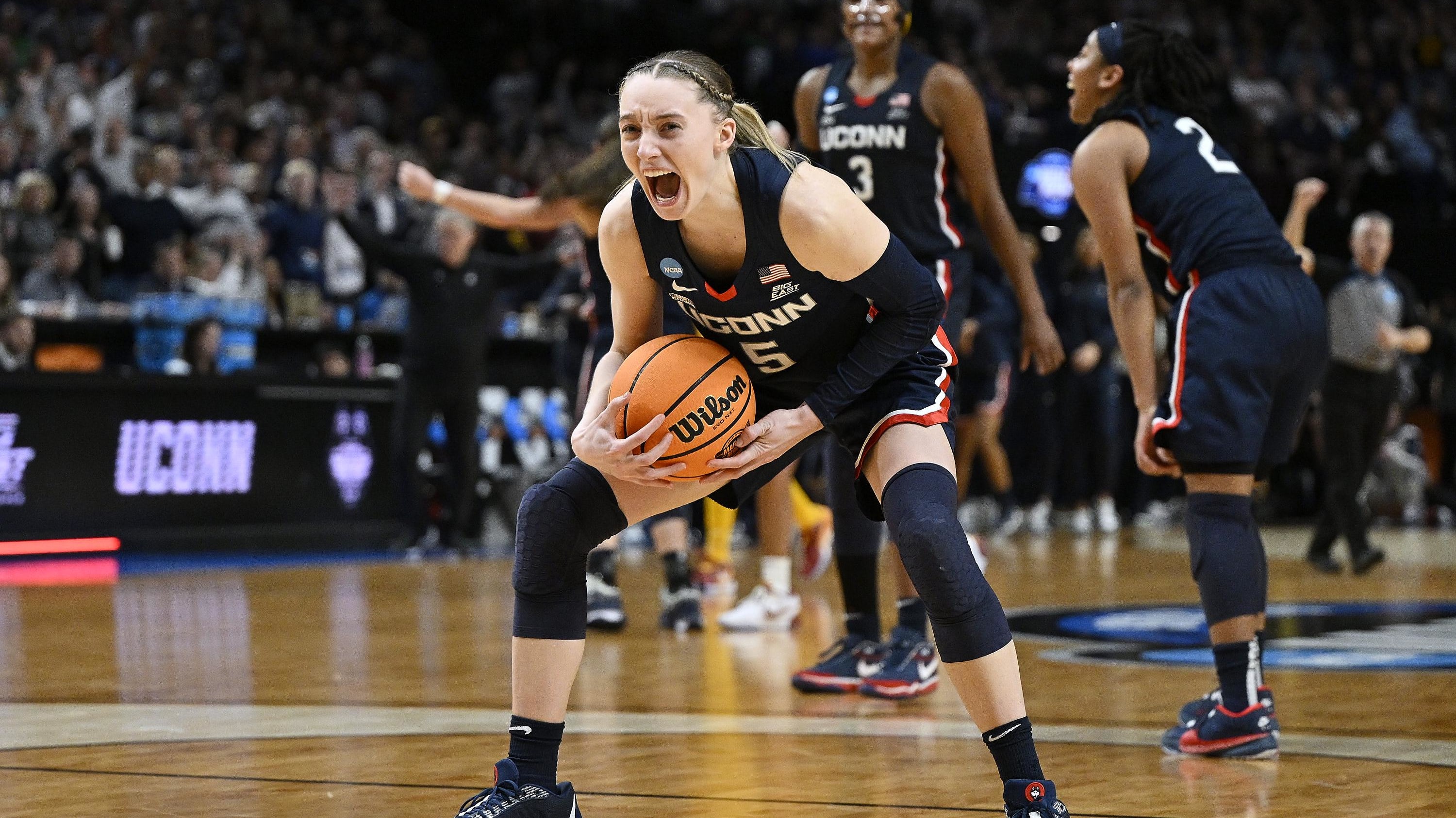 UConn Huskies' Paige Bueckers