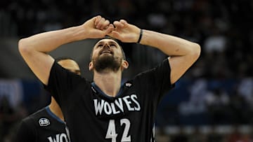 Minnesota Timberwolves v Los Angeles Clippers