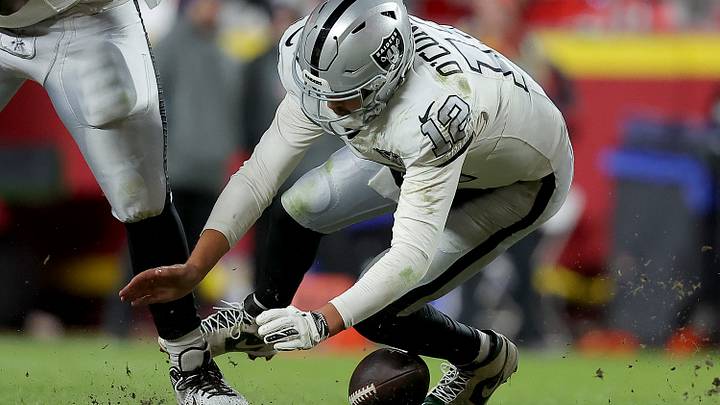 Las Vegas Raiders v Kansas City Chiefs