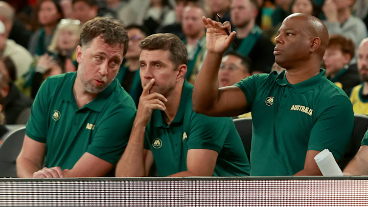 Phoenix Suns, Adam Caporn